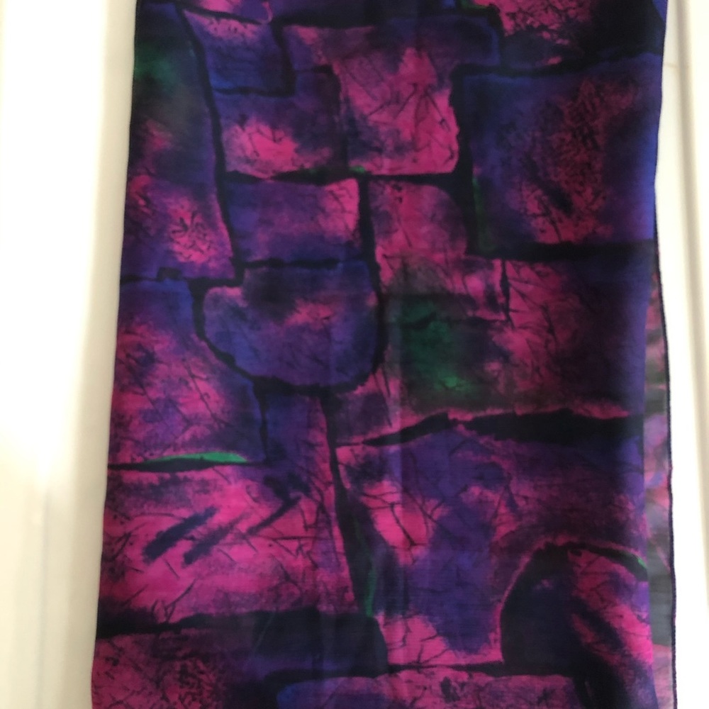 Scarf - Picture 2 of 3